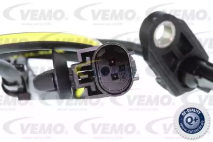 vemo v70720144