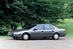 HONDA ACCORD IV (CB) 2.2 i 16V (CB7)