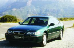 HONDA ACCORD V (CE, CF_) 1.9 i (CE7)