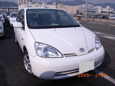 TOYOTA PRIUS седан (_W1_) 1.5 Hybrid (NHW1_)